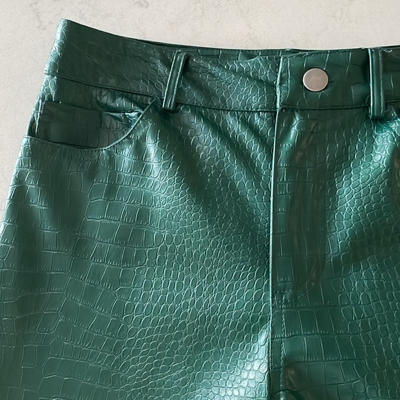 Forever 21 Women Faux Croc Bootcut Pants - Emerald Green XS - Picture 8 of 14